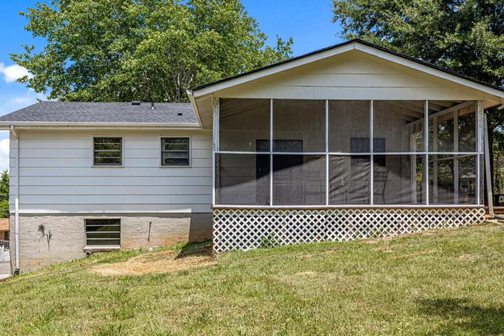 9612 Brewer Drive Ooltewah, TN 37363