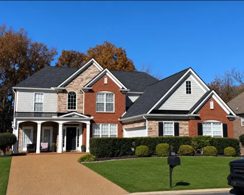 1511 Red Oak Dr