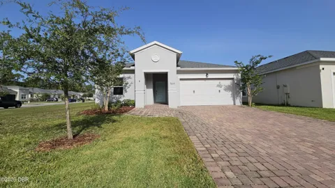 5614 Estero Loop