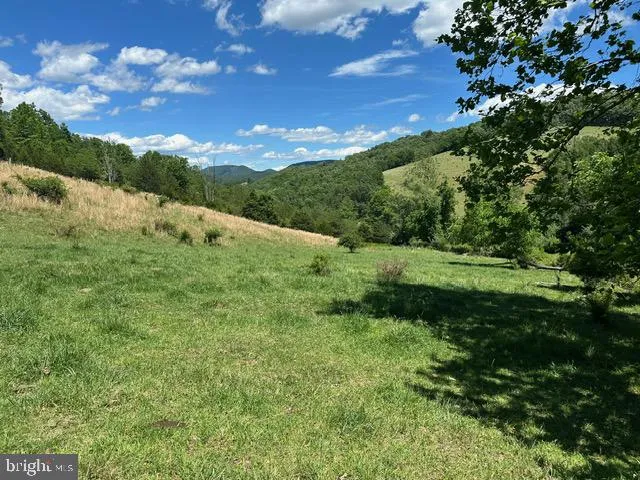1096 STRAUTER ROAD Franklin, WV 26807