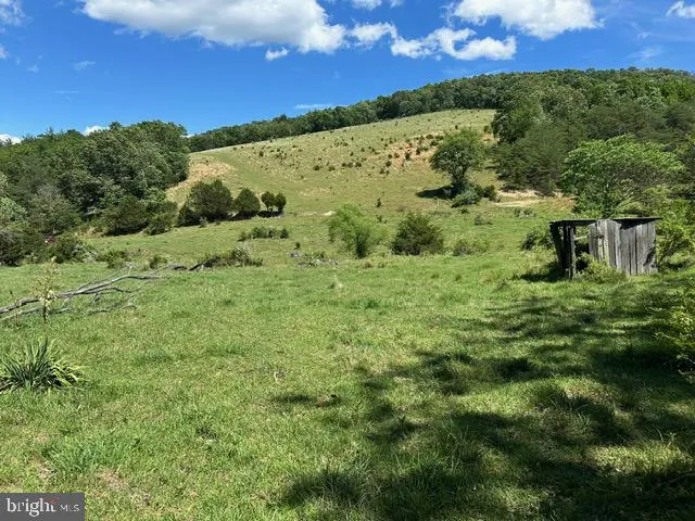 1096 STRAUTER ROAD Franklin, WV 26807