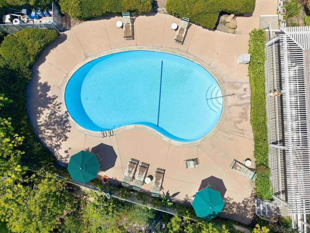 405 Requeza St #H12 Encinitas, CA 92024