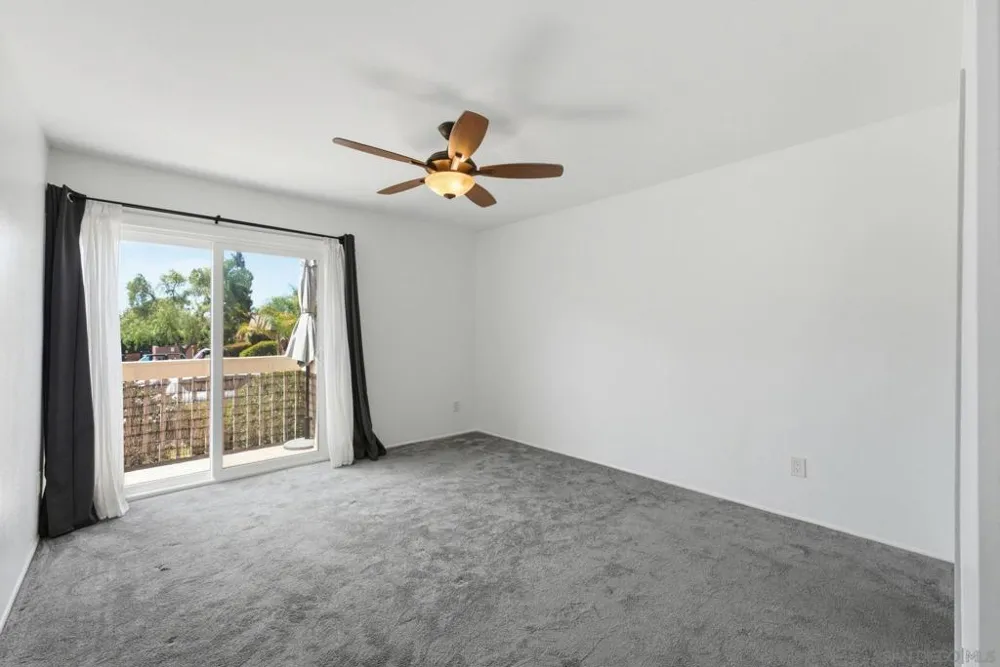 405 Requeza St #H12 Encinitas, CA 92024
