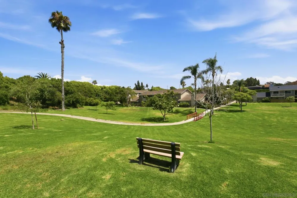 405 Requeza St #H12 Encinitas, CA 92024
