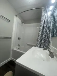 204 W Berry Avenue Lansing, MI 48910