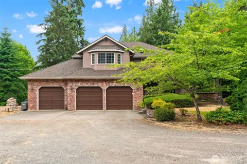 18325 214th Ave NE