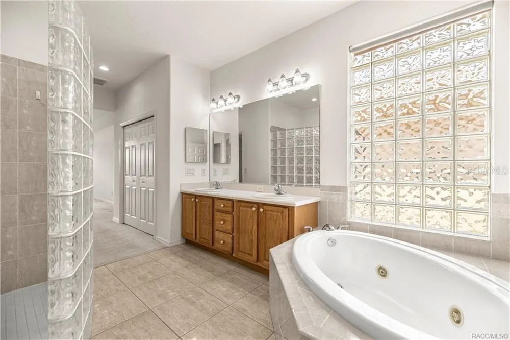 1328 W DIAMOND SHORE LOOP Hernando, FL 34442