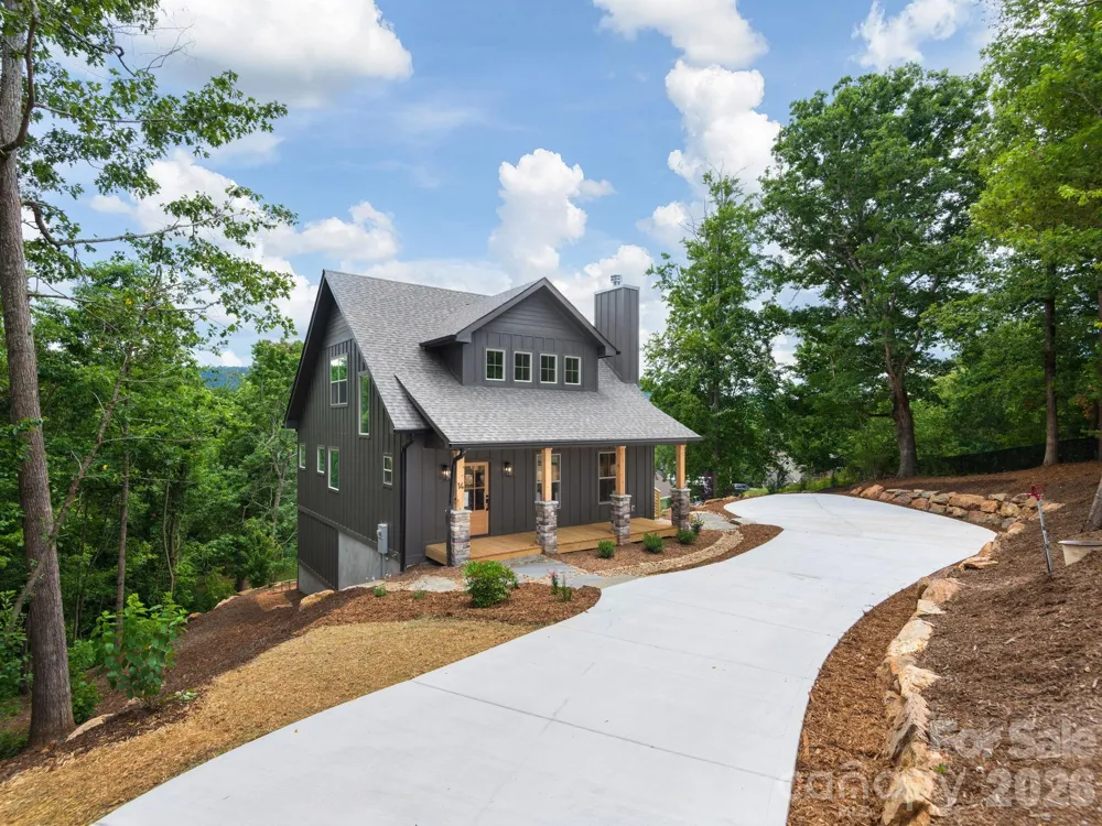 14 Yost Street Weaverville, NC 28787