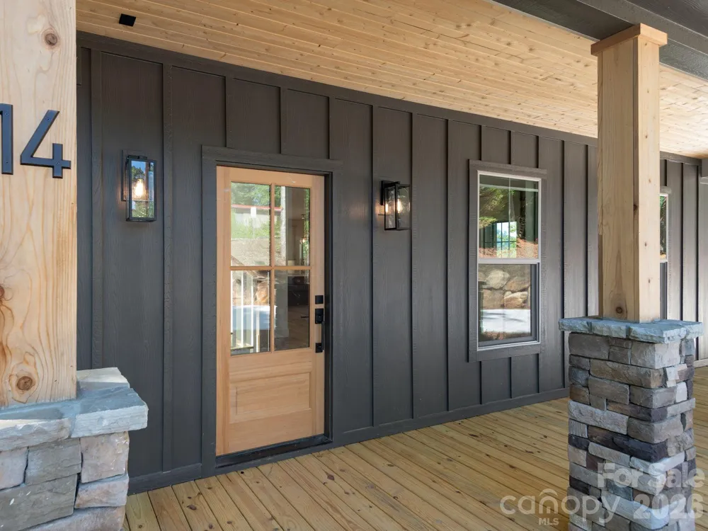 14 Yost Street Weaverville, NC 28787