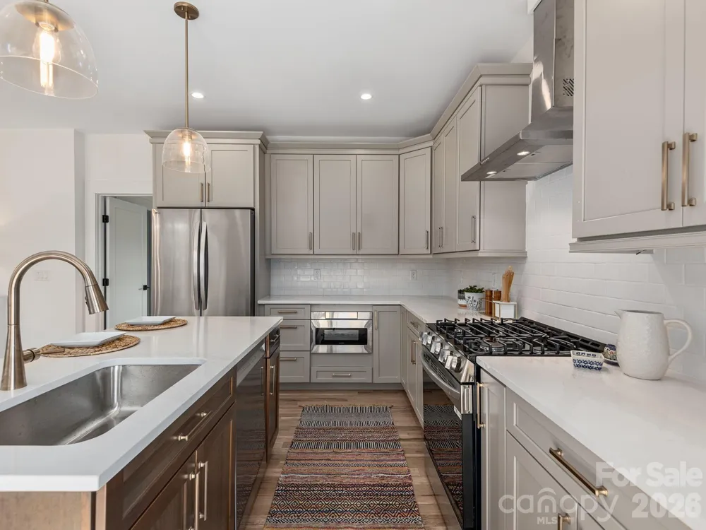 14 Yost Street Weaverville, NC 28787