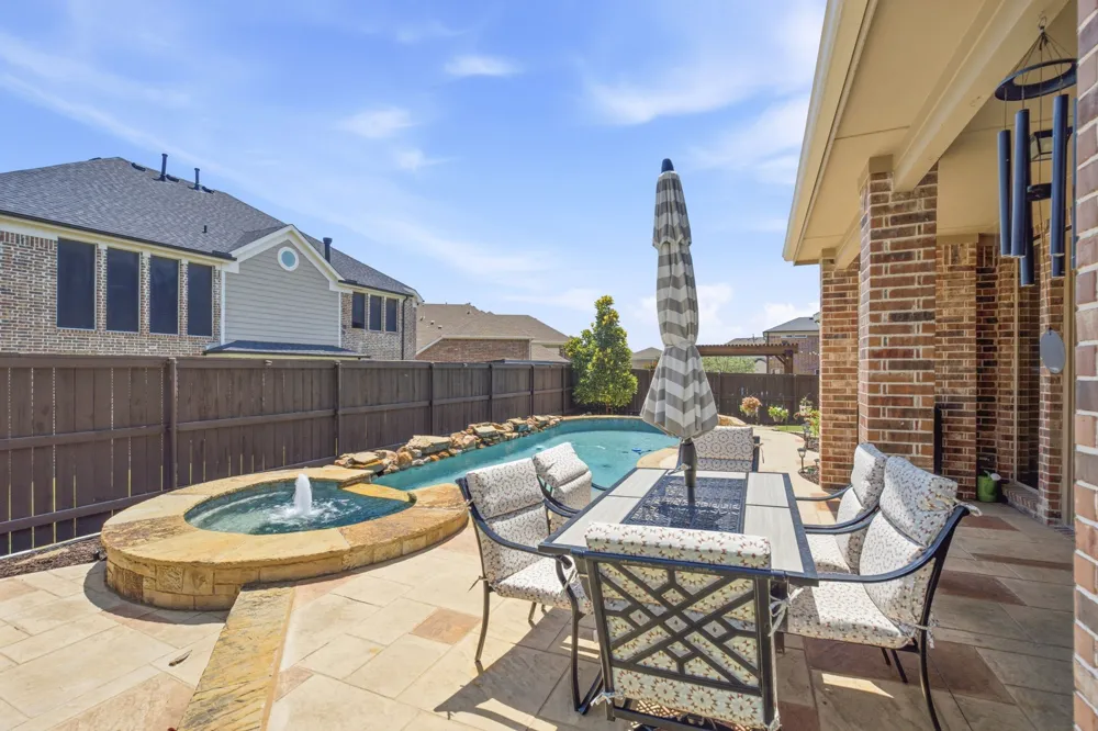182 Springbrook Drive Prosper, TX 75078