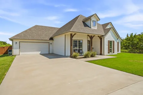 1220 Green Elm Road