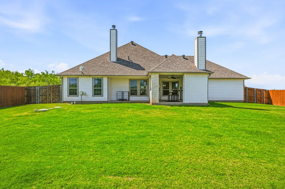 1220 Green Elm Road Graford, TX 76449