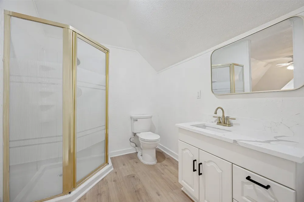 404 S Pearl Street Trenton, TX 75490