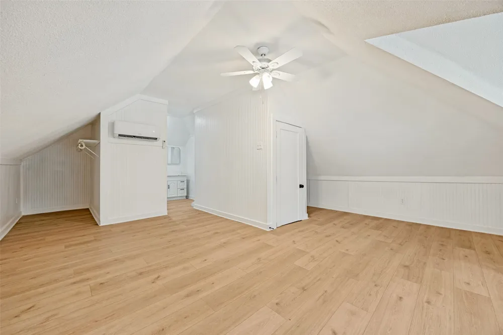 404 S Pearl Street Trenton, TX 75490