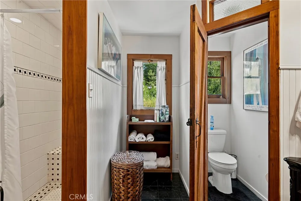 15590 Mesa Cobb, CA 95426
