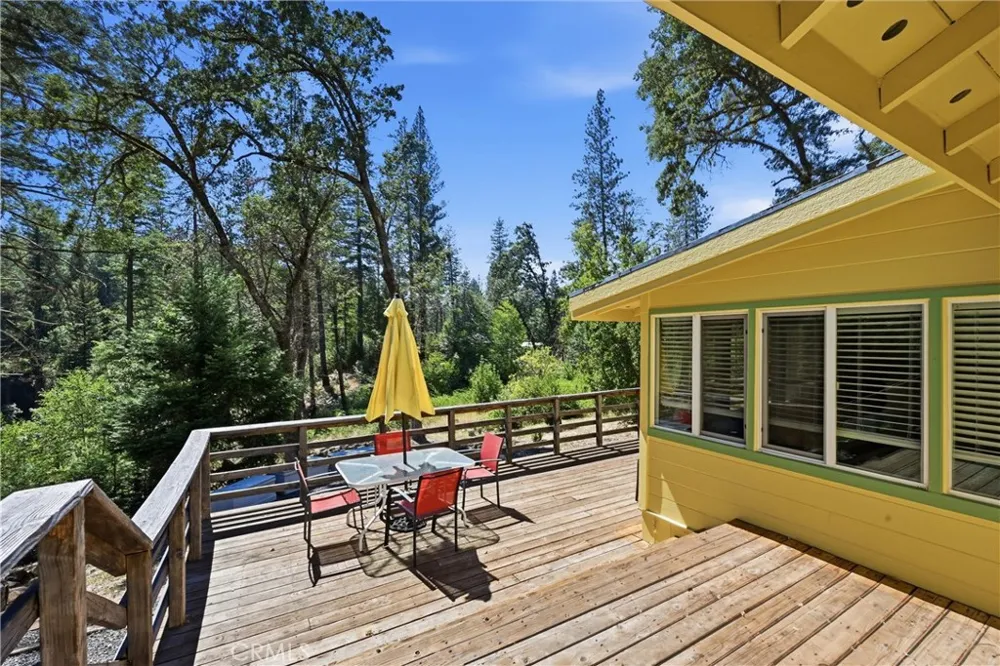 15590 Mesa Cobb, CA 95426