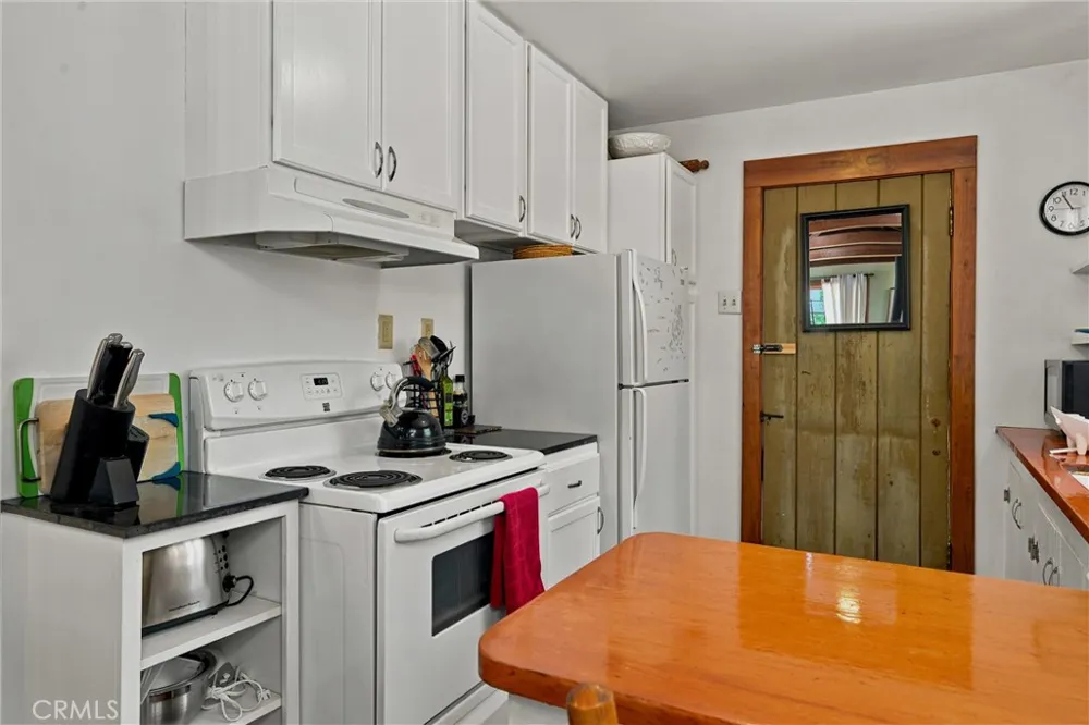 15590 Mesa Cobb, CA 95426