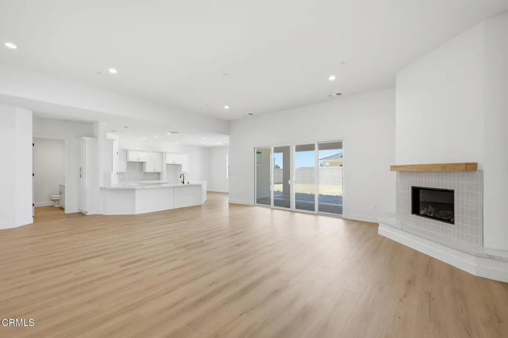 13615 Velma Pearl Way Bakersfield, CA 93314