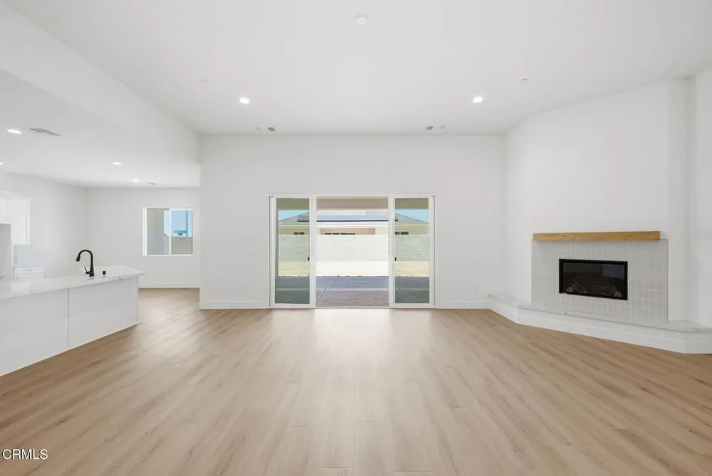 13615 Velma Pearl Way Bakersfield, CA 93314