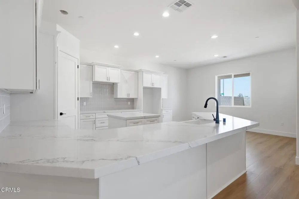 13615 Velma Pearl Way Bakersfield, CA 93314