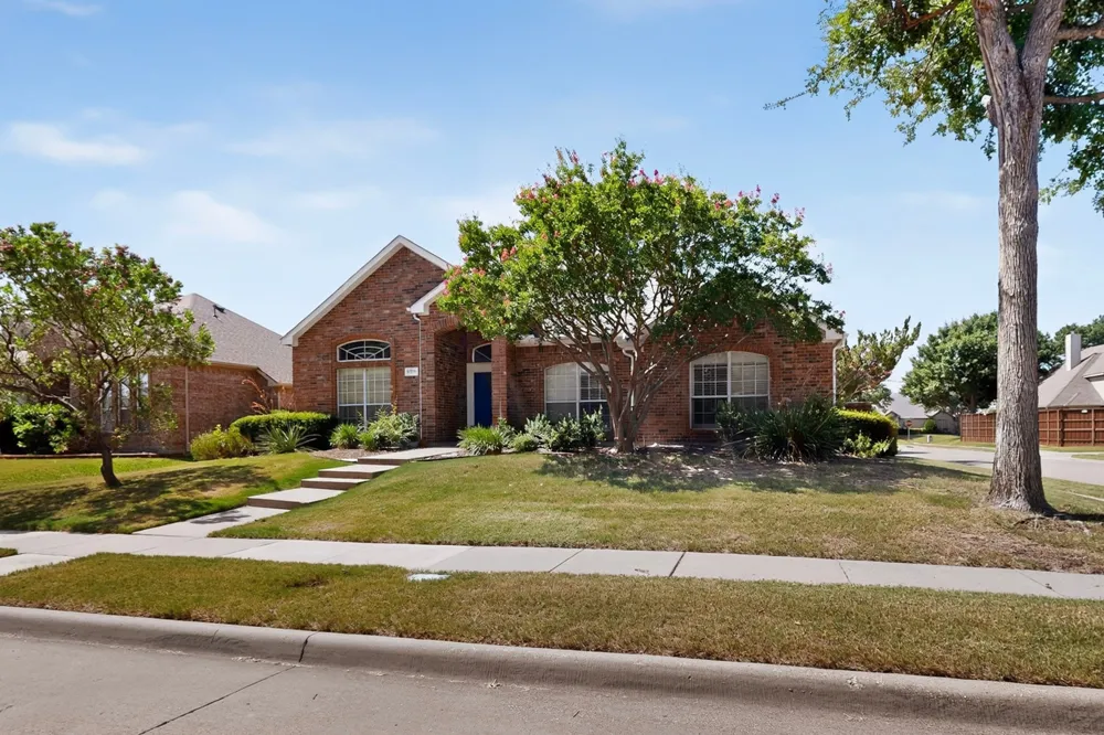 10201 Max Lane Frisco, TX 75035