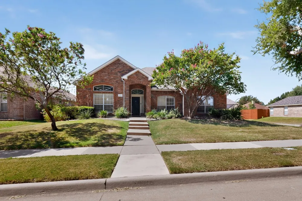 10201 Max Lane Frisco, TX 75035