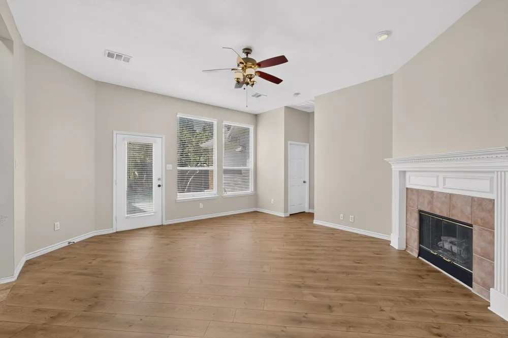 10201 Max Lane Frisco, TX 75035