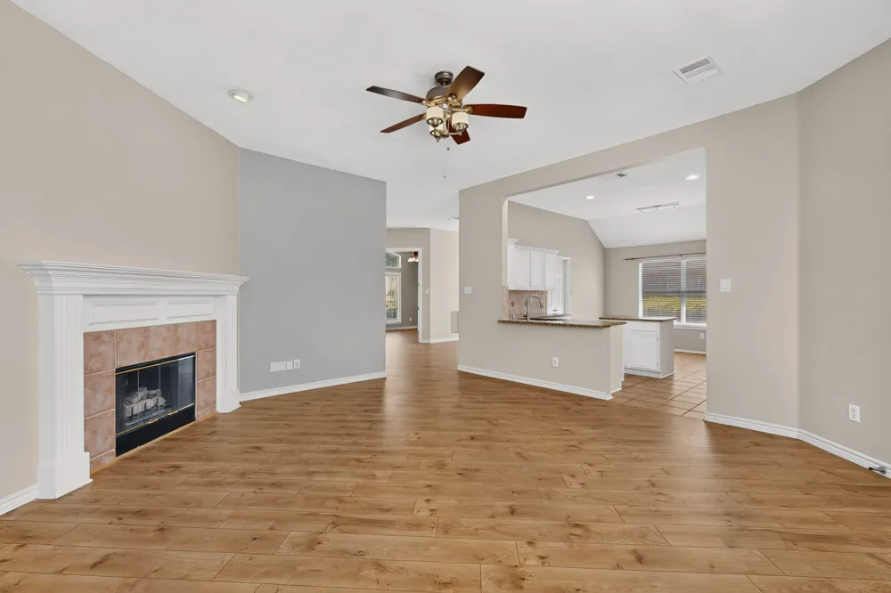 10201 Max Lane Frisco, TX 75035