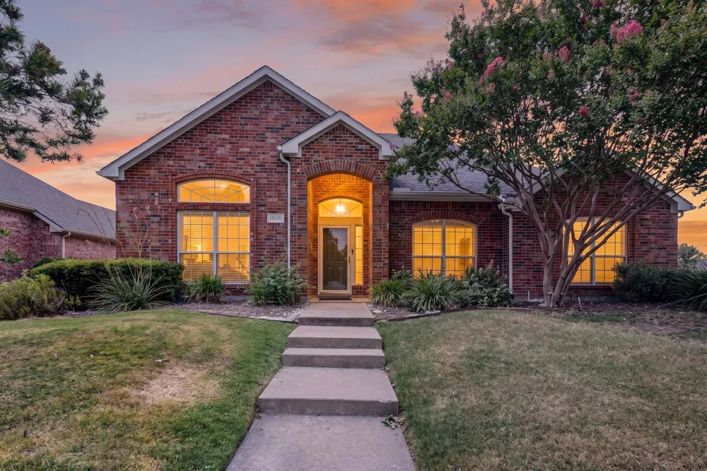 10201 Max Lane Frisco, TX 75035