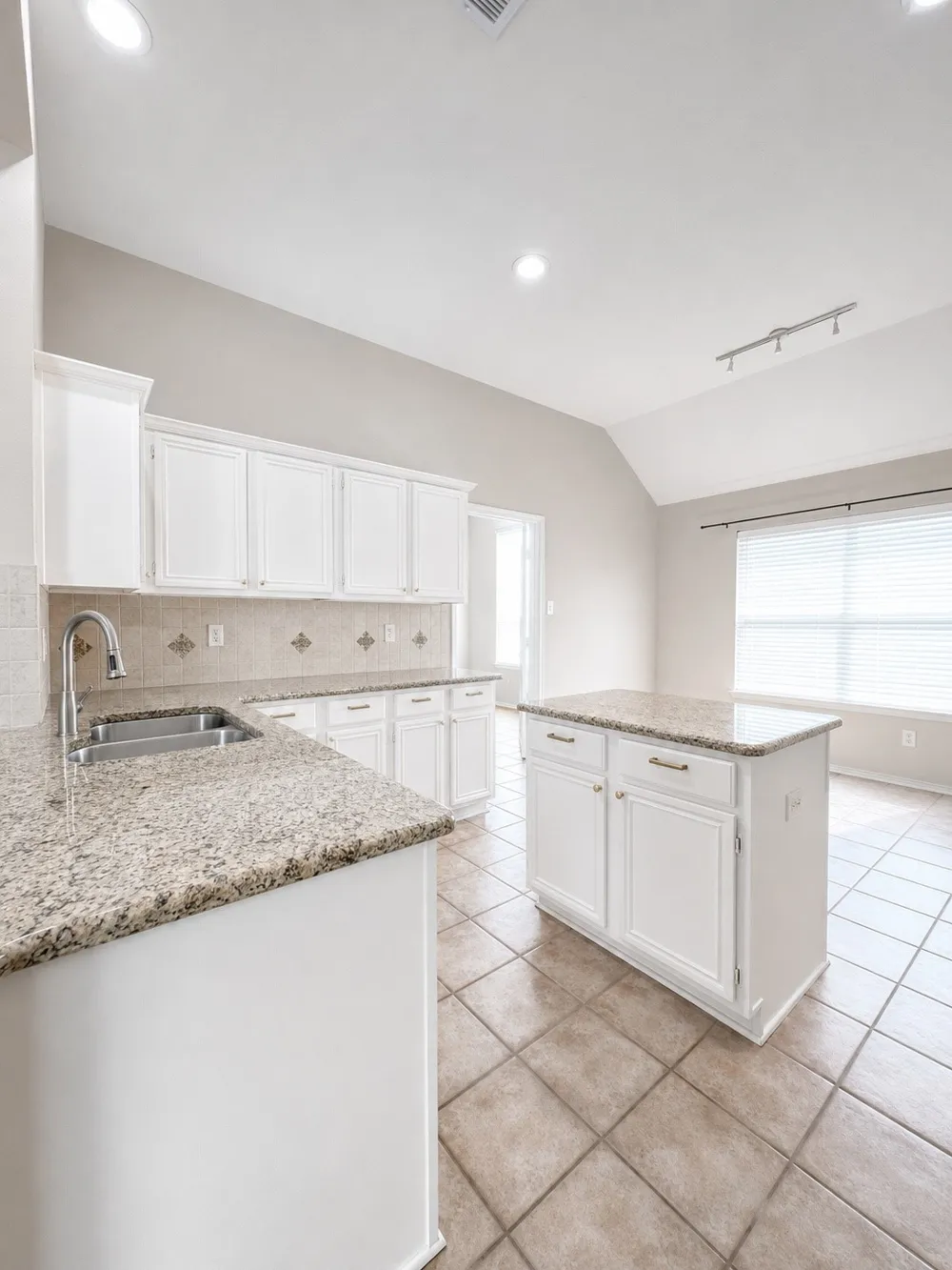 10201 Max Lane Frisco, TX 75035