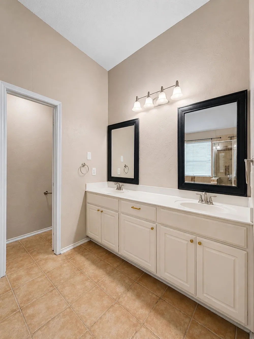 10201 Max Lane Frisco, TX 75035