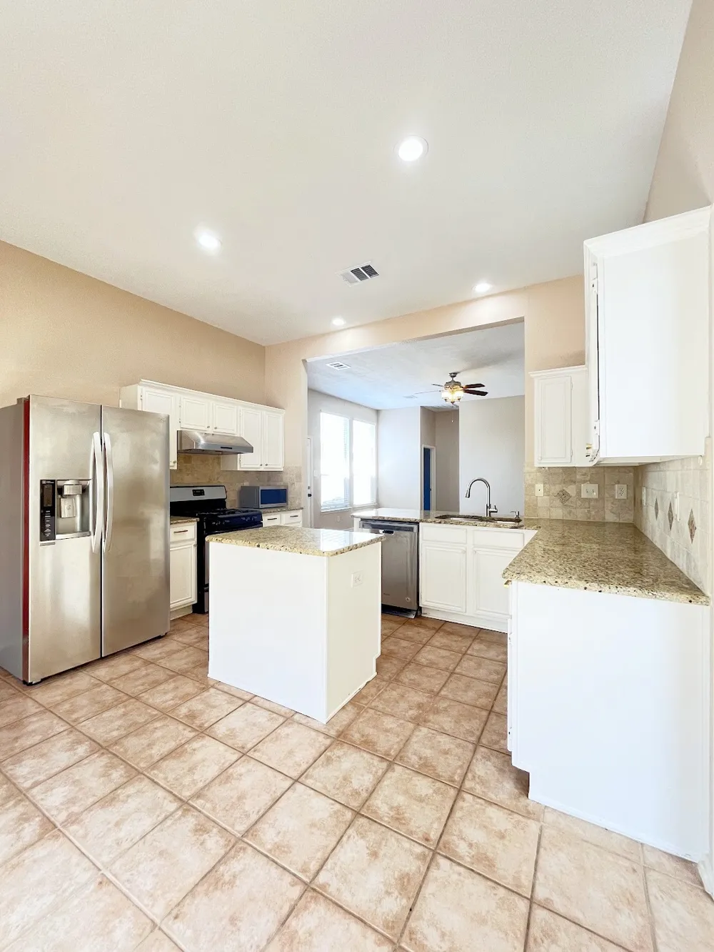 10201 Max Lane Frisco, TX 75035