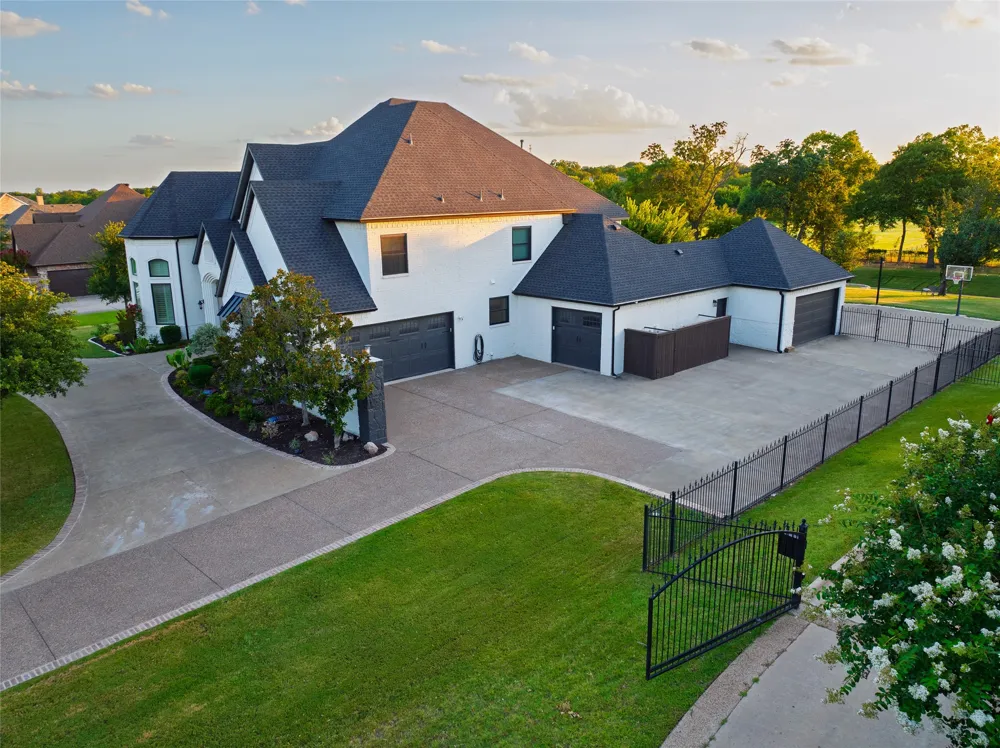 250 Whistling Duck Lane Double Oak, TX 75077