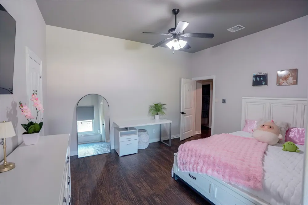 250 Whistling Duck Lane Double Oak, TX 75077