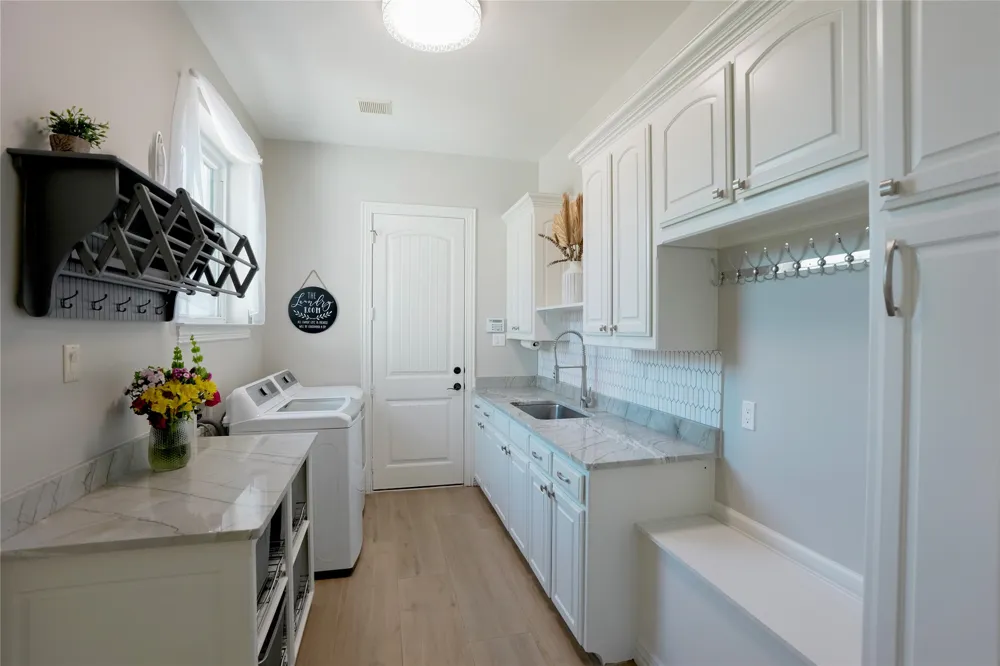250 Whistling Duck Lane Double Oak, TX 75077