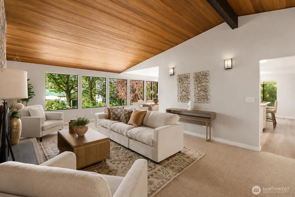 14910 SE 49th Street Bellevue, WA 98006