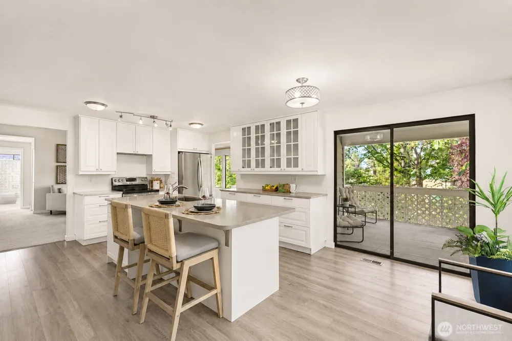 14910 SE 49th Street Bellevue, WA 98006