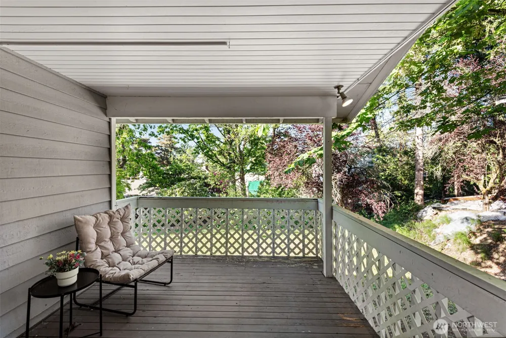 14910 SE 49th Street Bellevue, WA 98006