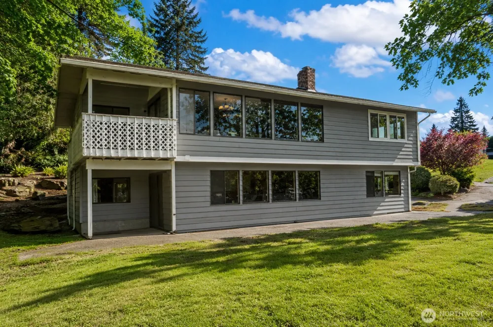 14910 SE 49th Street Bellevue, WA 98006
