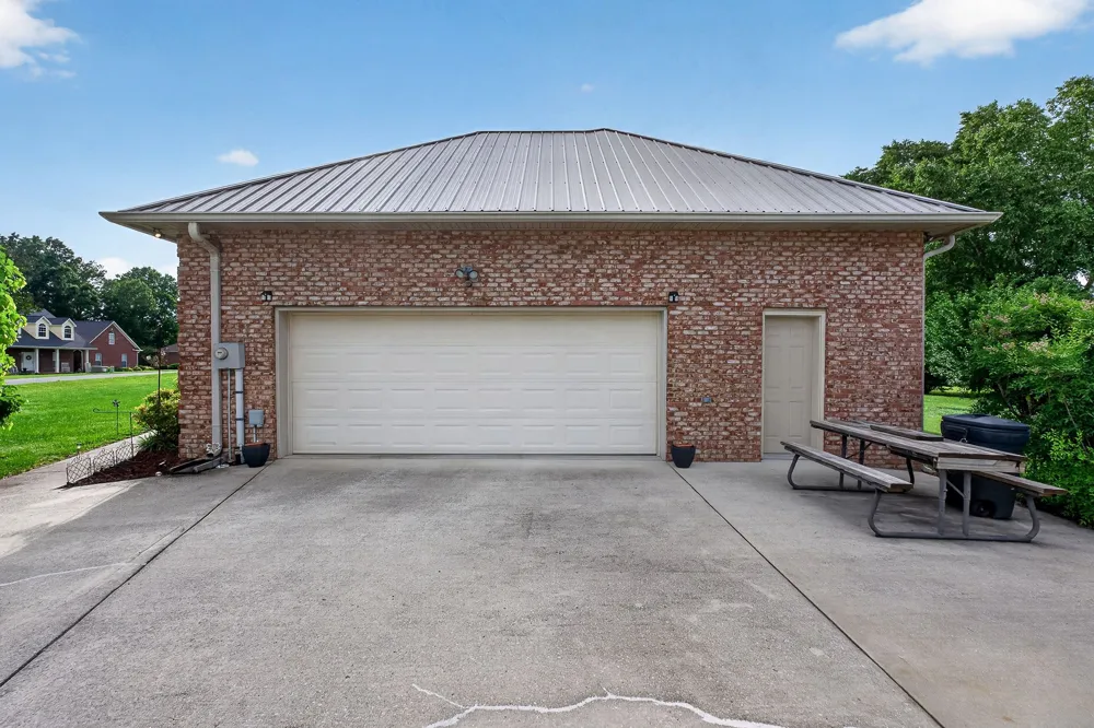 271 Hearthstone Dr Sparta, TN 38583