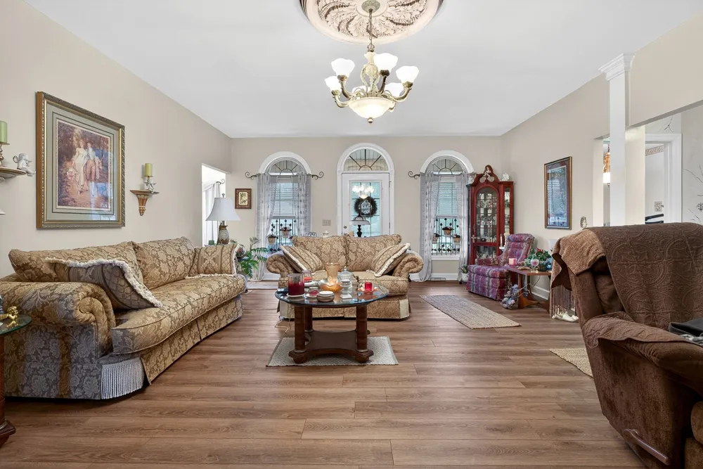 271 Hearthstone Dr Sparta, TN 38583