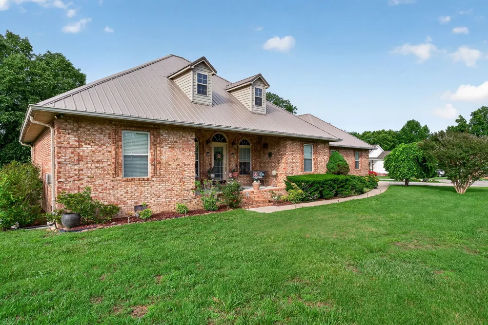 271 Hearthstone Dr Sparta, TN 38583