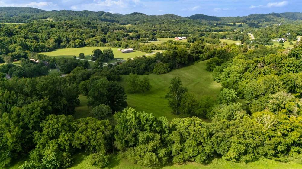 6628 Bethesda Arno Rd Thompsons Station, TN 37179