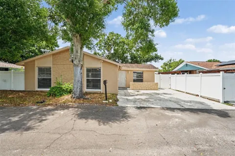 6404 FREEDOM COURT