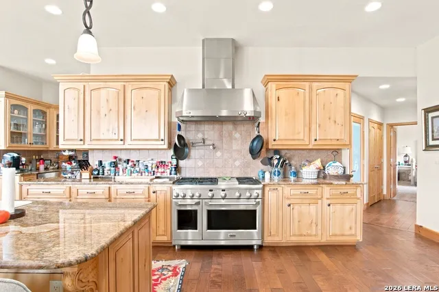 1025 Horse Lane Weimar, TX 78962
