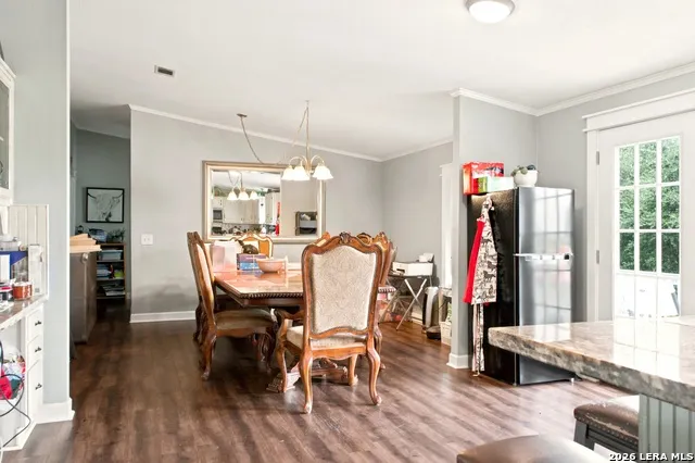1025 Horse Lane Weimar, TX 78962