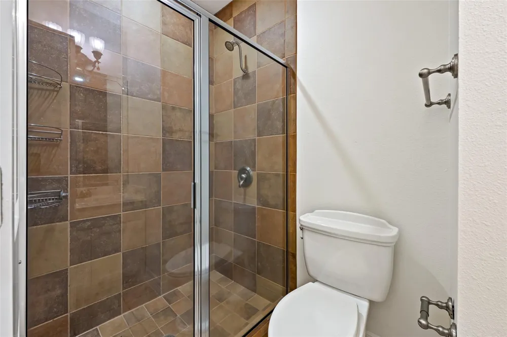 104 Mockingbird Lane Bridge City, TX 77611