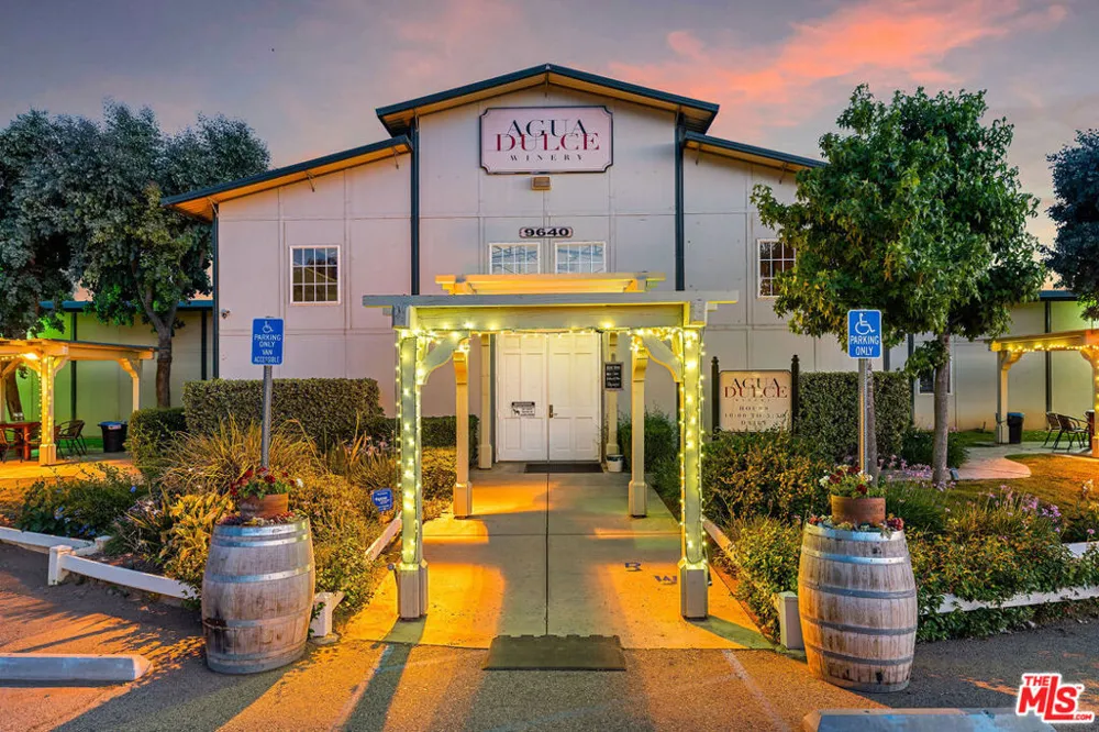 9640 Sierra Highway Santa Clarita, CA 91390