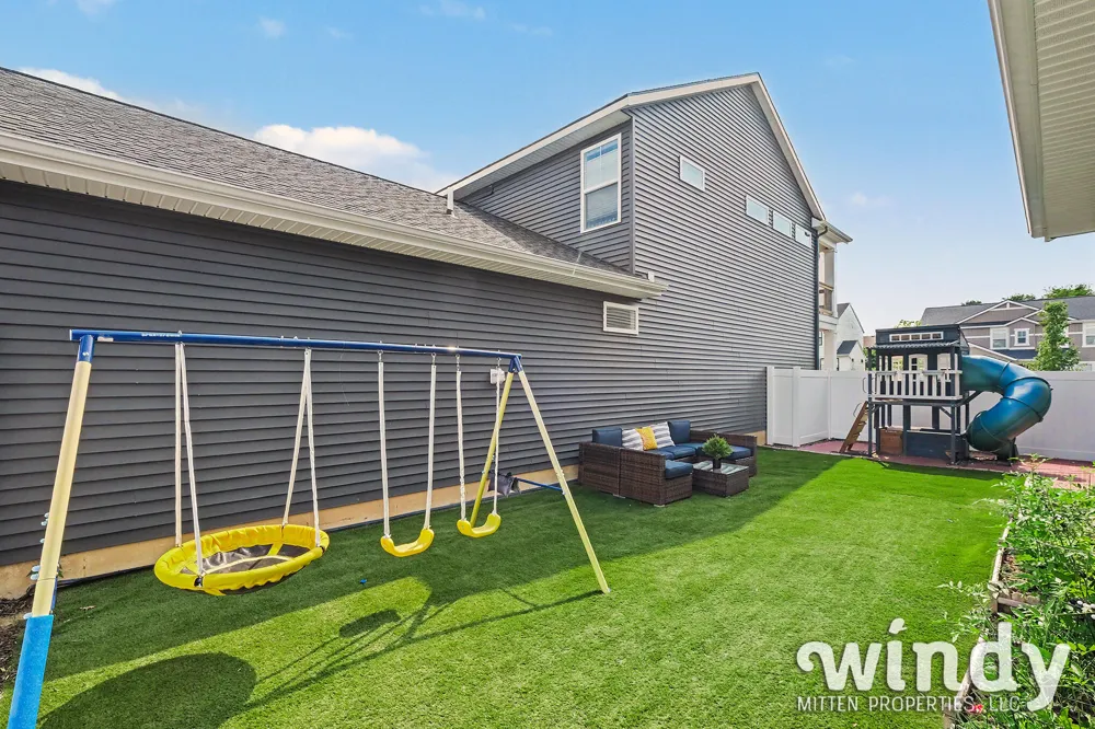 6996 W Cottage Lane NE Cannon Township, MI 49341